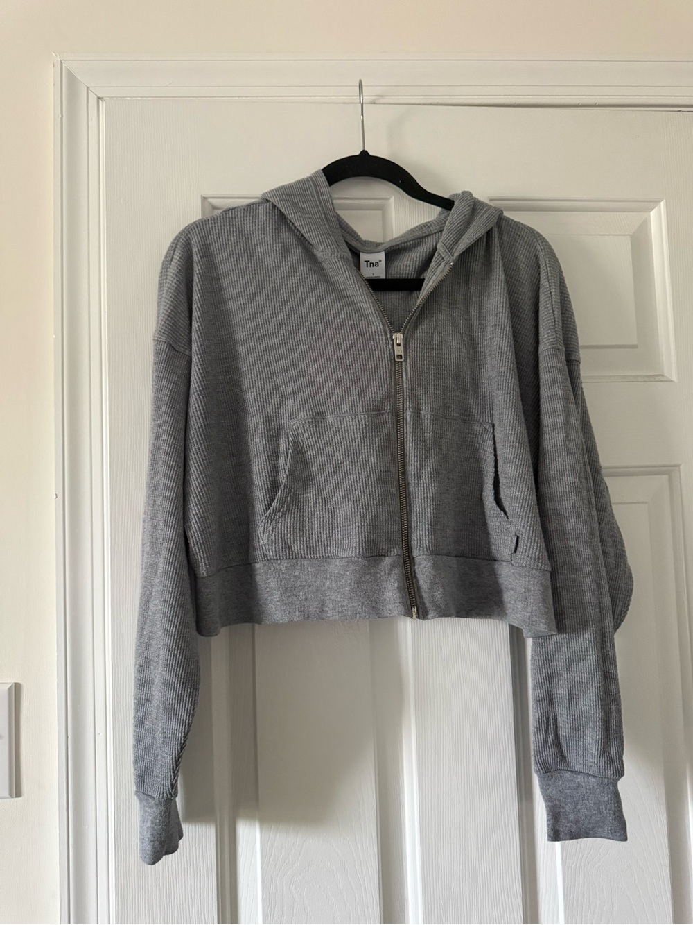 TNA Oversized Cropped Waffle Knit Zip-Up Hoodie in Heather Gray - size 2